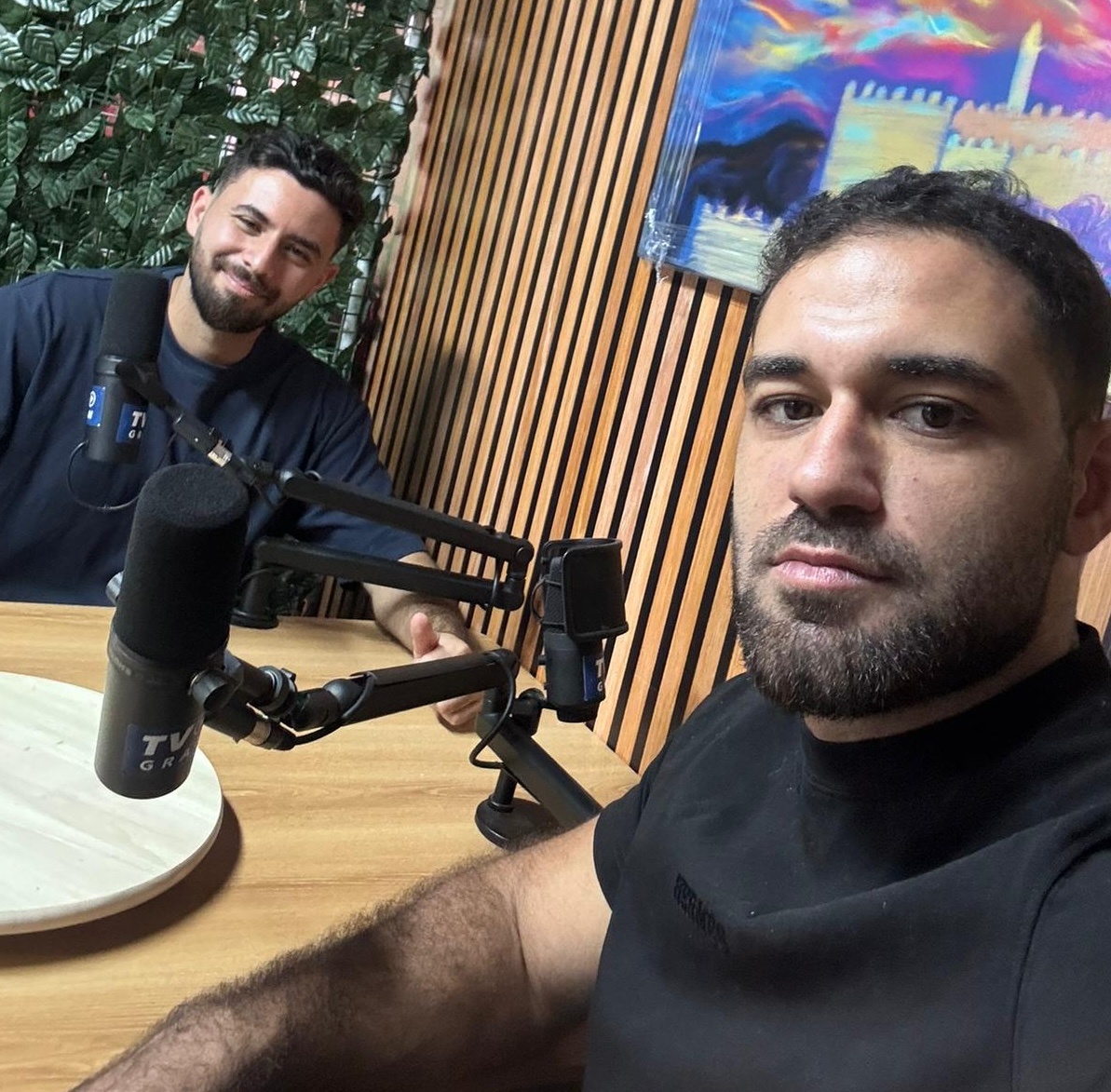 שי ואיתי — צוות AI תכלס לעסקים